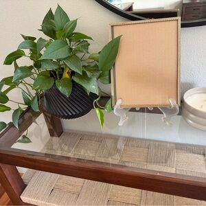 Vintage Gold Metal Detailing 10 x 8” Frame